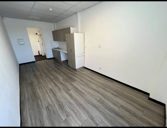 374M² OFFICE TO LET IN MILNERTON CENTRAL